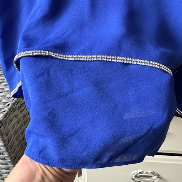 Laura Holiday collection blouse with rhinestones - Picture 4 of 6